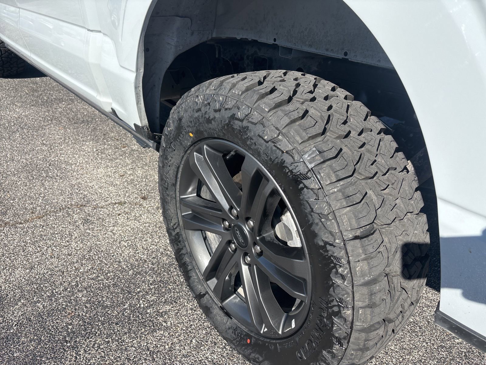 Used 2023 Ford F150 Lariat w/ Equipment Group 502A High image 6