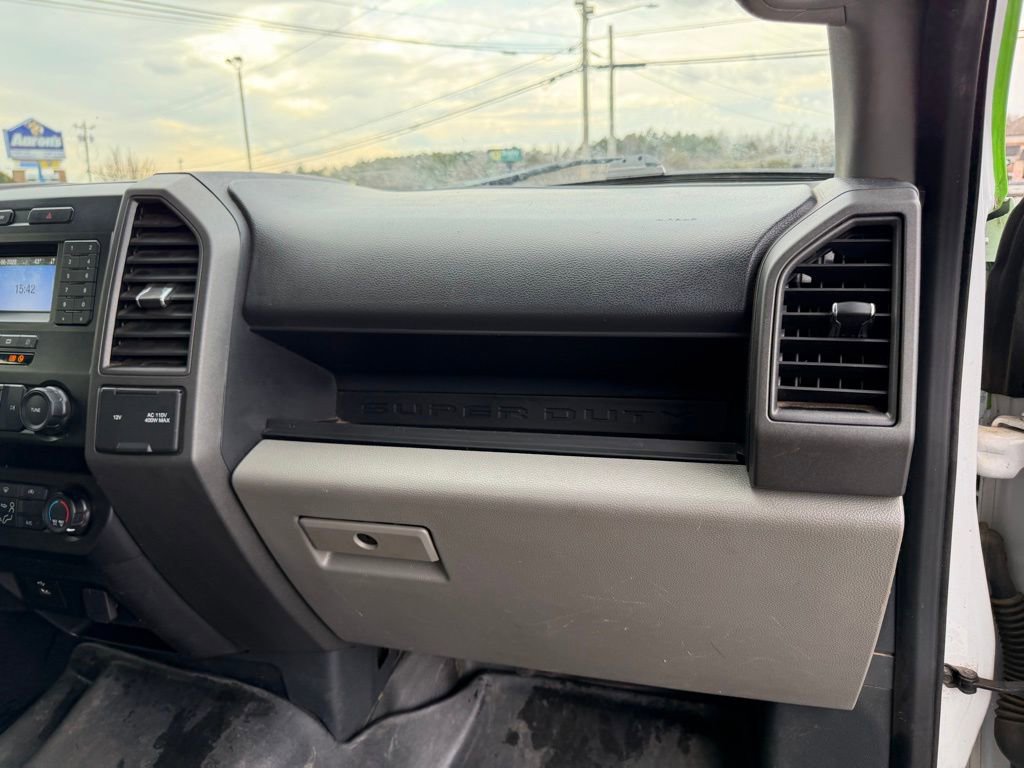 Used 2022 Ford F450 XL w/ Power Equipment Group image 32