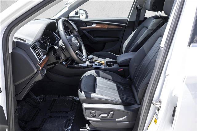 Certified 2023 Audi Q5 2.0T Premium w/ Convenience Package AWD/4WD image 12
