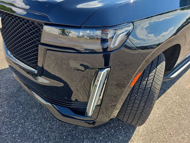 Certified 2024 Cadillac Escalade Sport AWD/4WD image 32