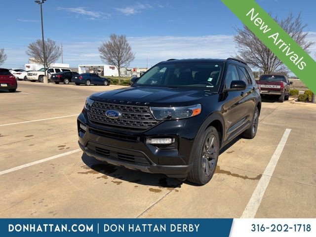 Used 2023 Ford Explorer XLT w/ Equipment Group 202A image 1