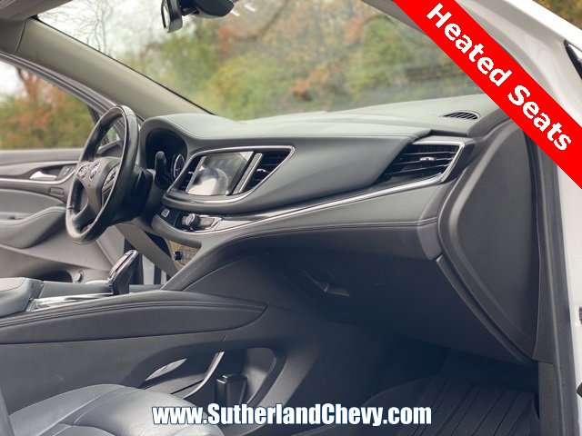 Used 2021 Buick Enclave Premium image 17
