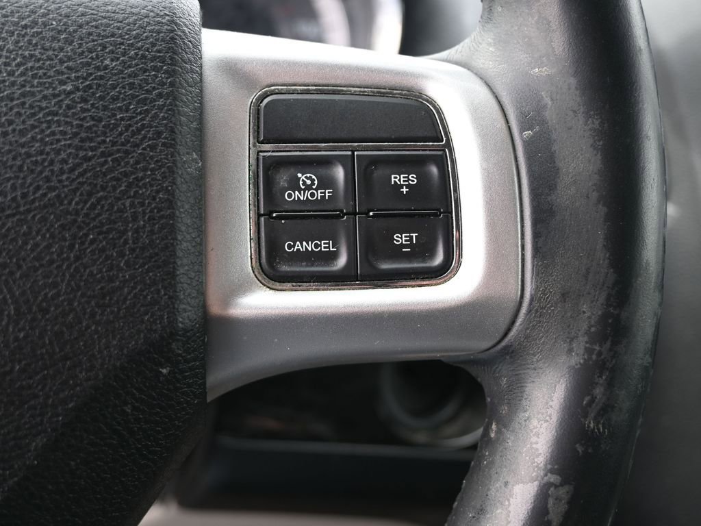 Used 2013 Dodge Grand Caravan SE image 16