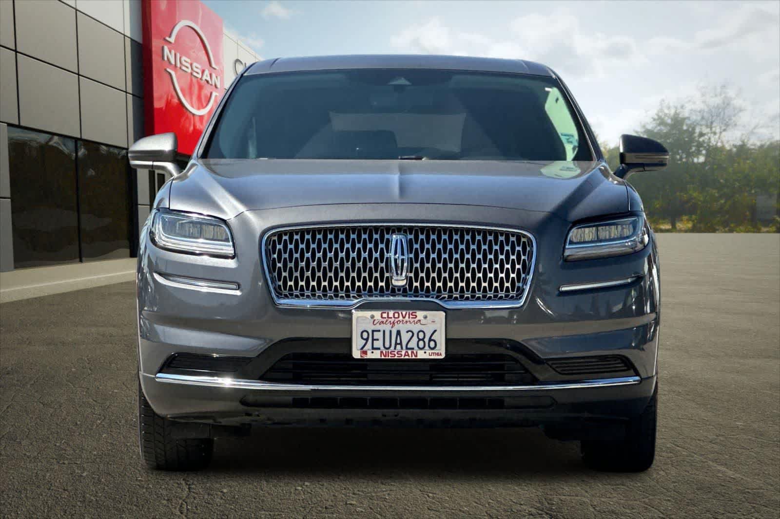 Used 2022 Lincoln Nautilus FWD w/ Premium Package image 11