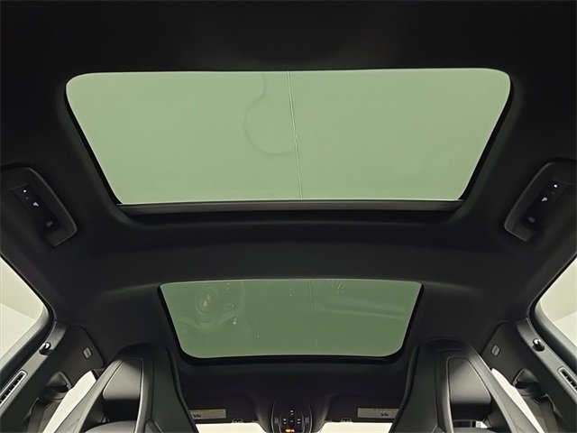 New 2026 Porsche Panamera 4 image 14