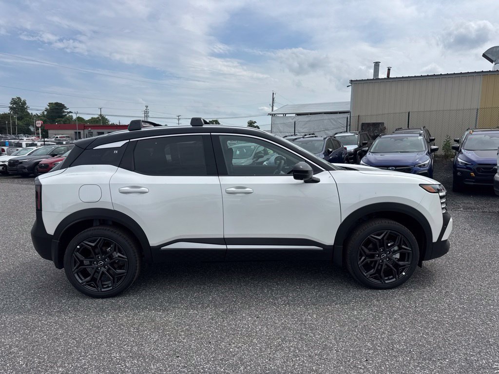 New 2026 Nissan Kicks SR w/ Cold Weather Package AWD/4WD image 4