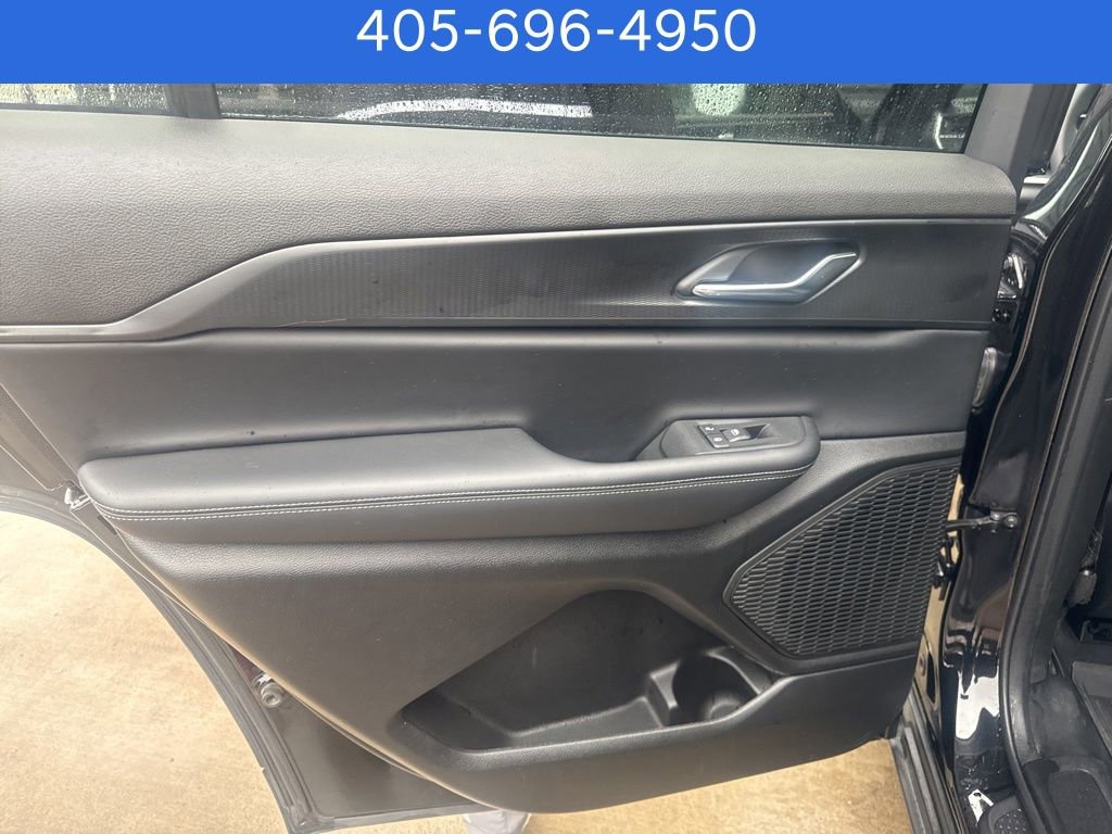 Used 2025 Jeep Grand Cherokee L Laredo image 22