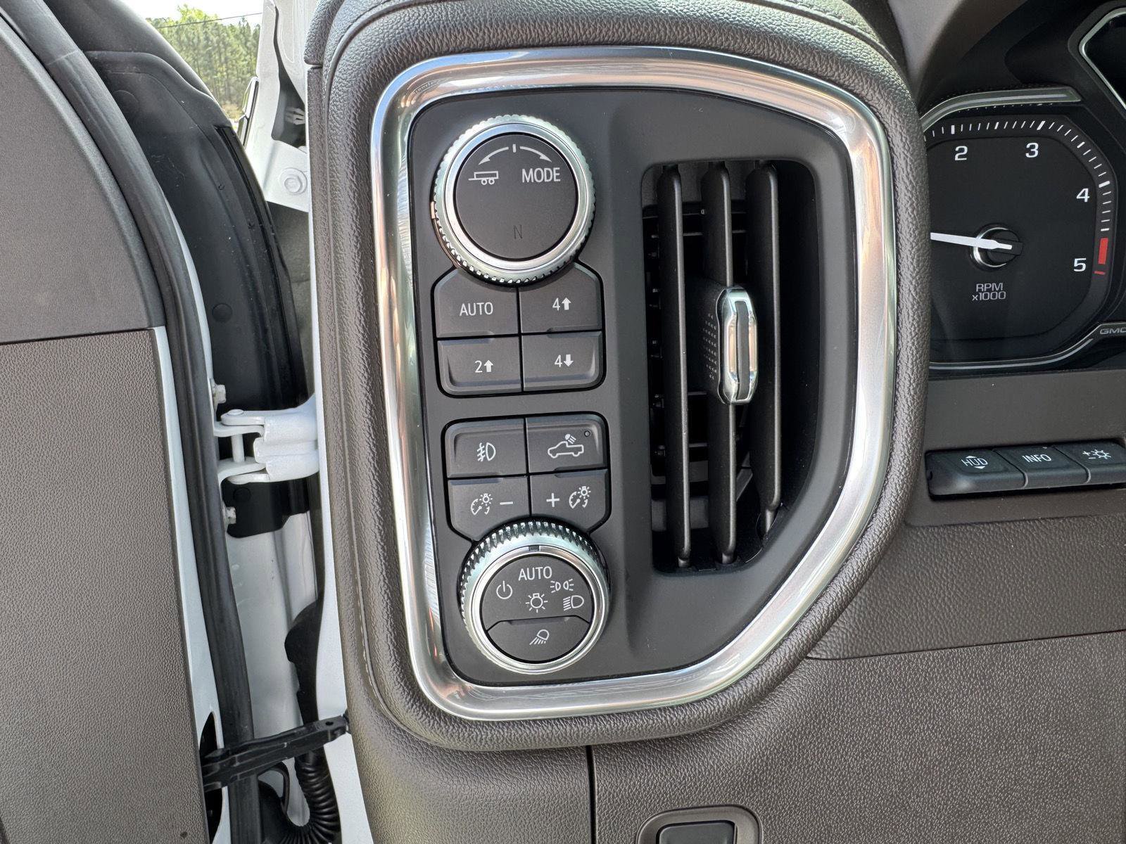 Used 2020 GMC Sierra 2500 Denali w/ Denali Ultimate Package image 7