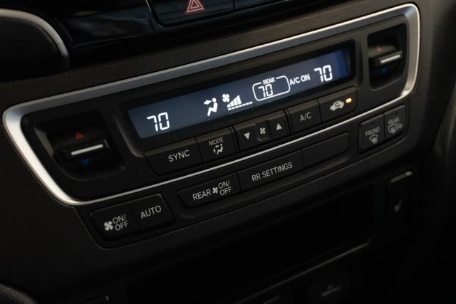 Used 2025 Honda Passport TrailSport image 27