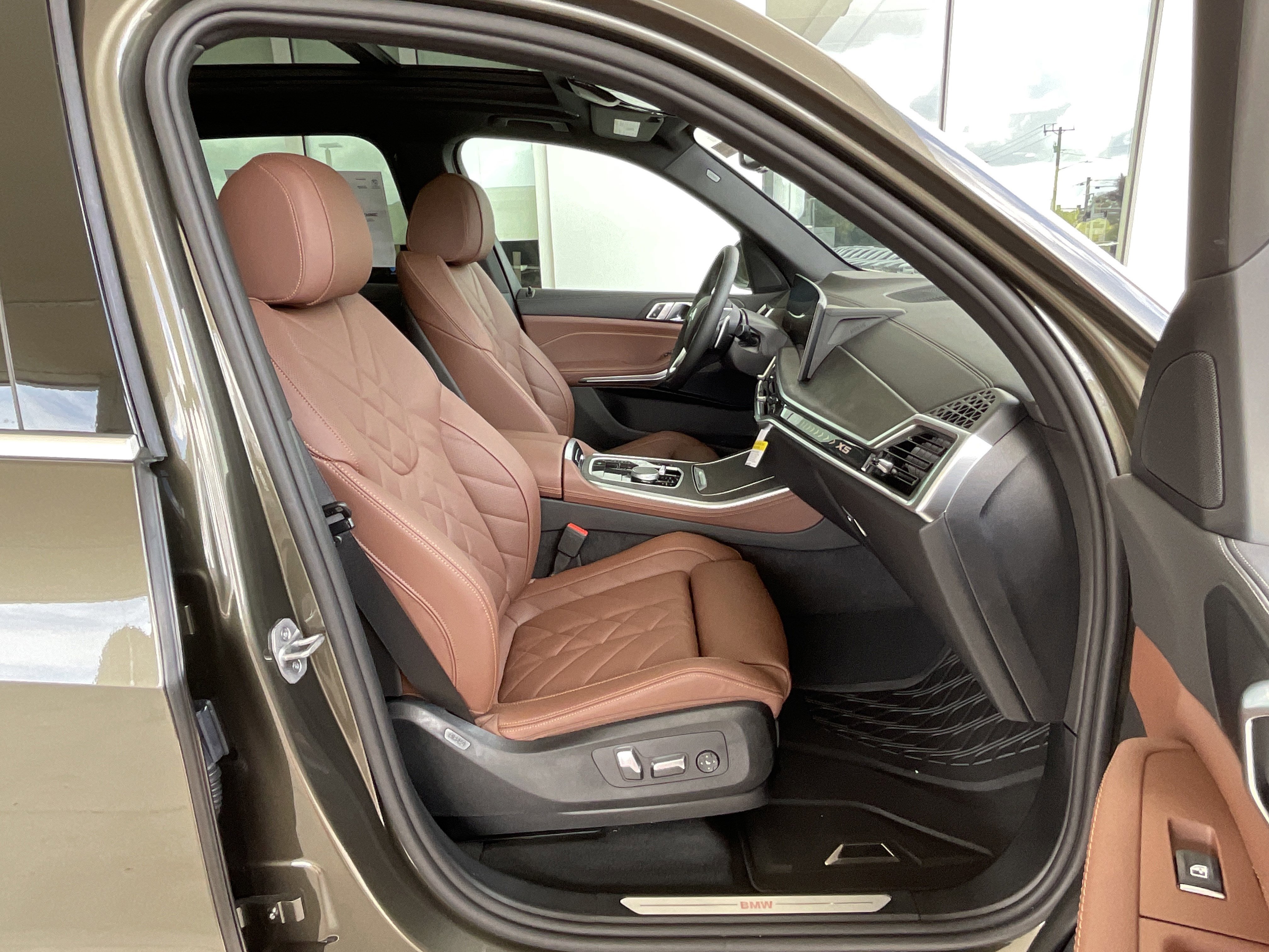 New 2026 BMW X5 sDrive40i RWD image 22