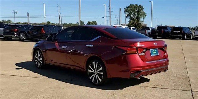 Used 2022 Nissan Altima 2.5 Platinum image 4