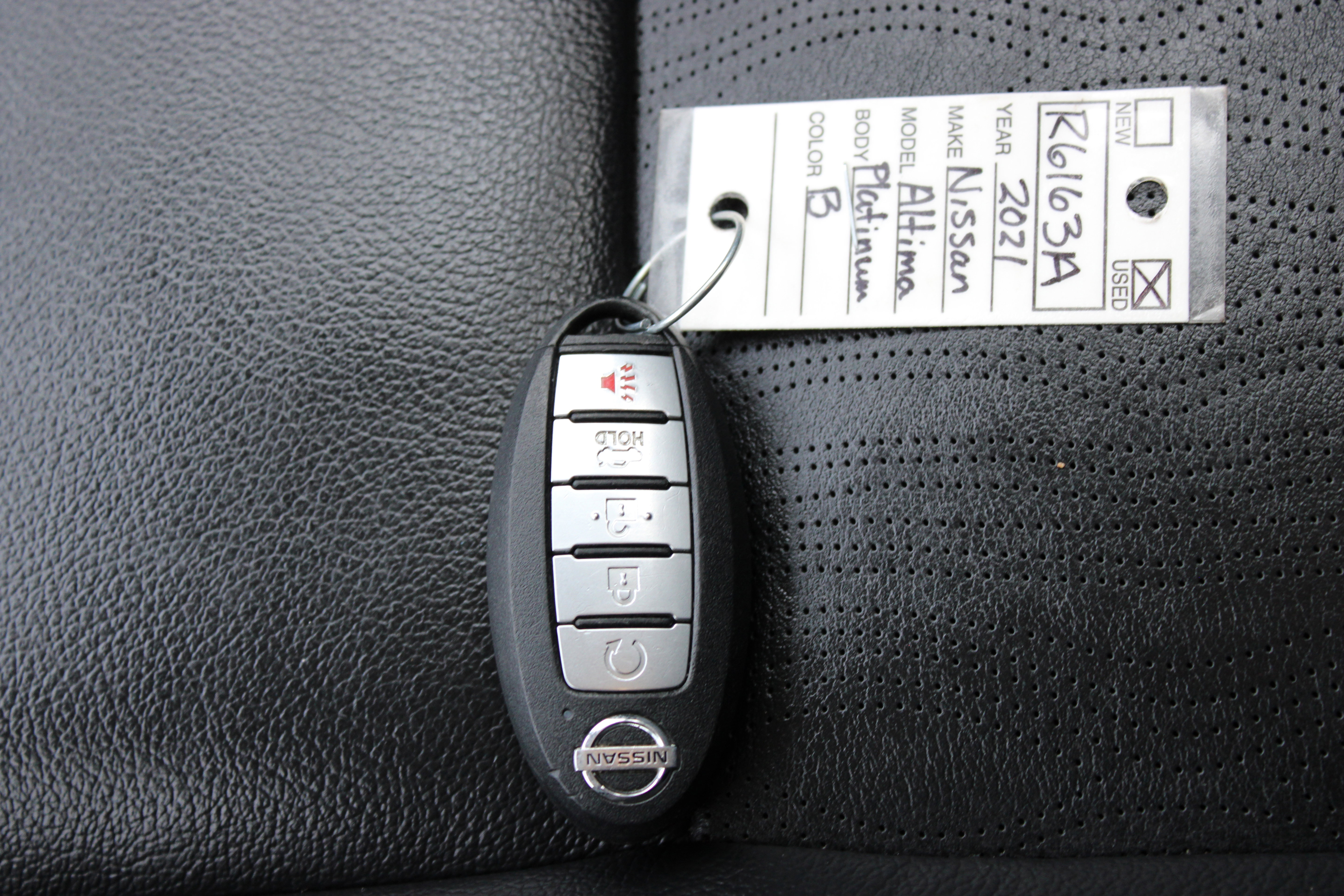 Certified 2021 Nissan Altima 2.5 Platinum image 36