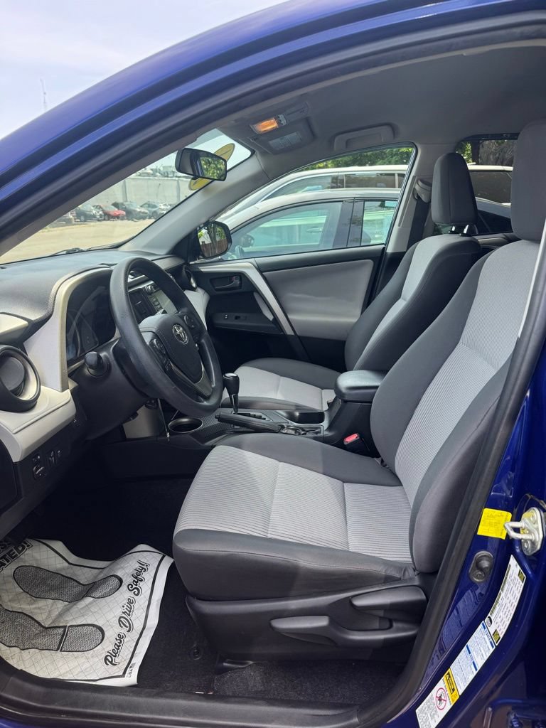 Used 2014 Toyota RAV4 LE AWD/4WD image 13