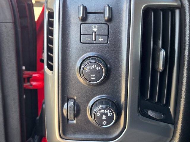 Used 2017 Chevrolet Silverado 1500 LT w/ All Star Edition AWD/4WD image 24