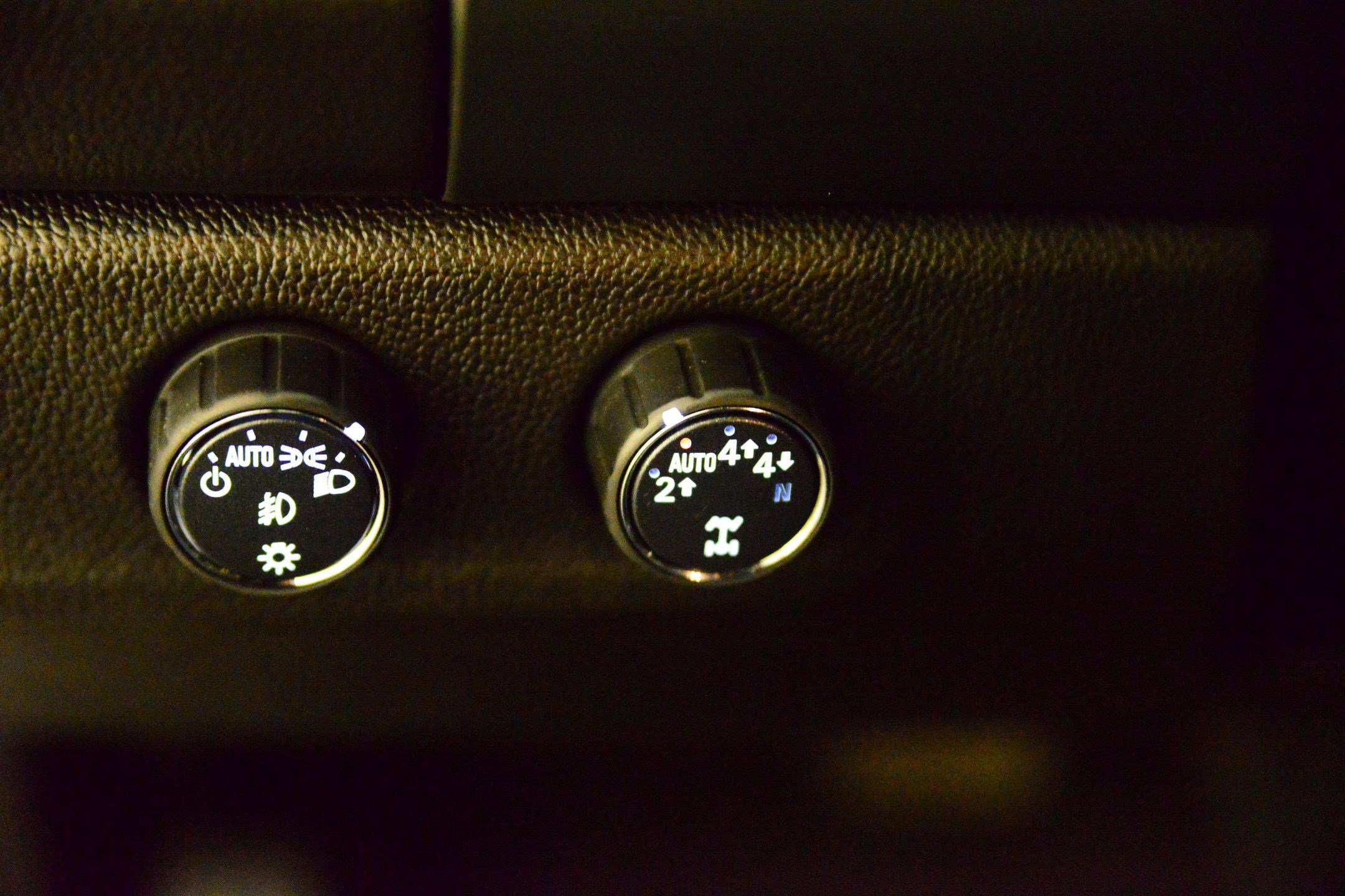 Used 2022 GMC Canyon AT4 w/ Trailering Package image 12