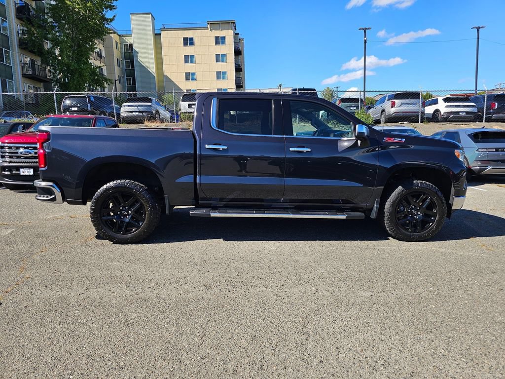 Used 2022 Chevrolet Silverado 1500 LTZ AWD/4WD image 8