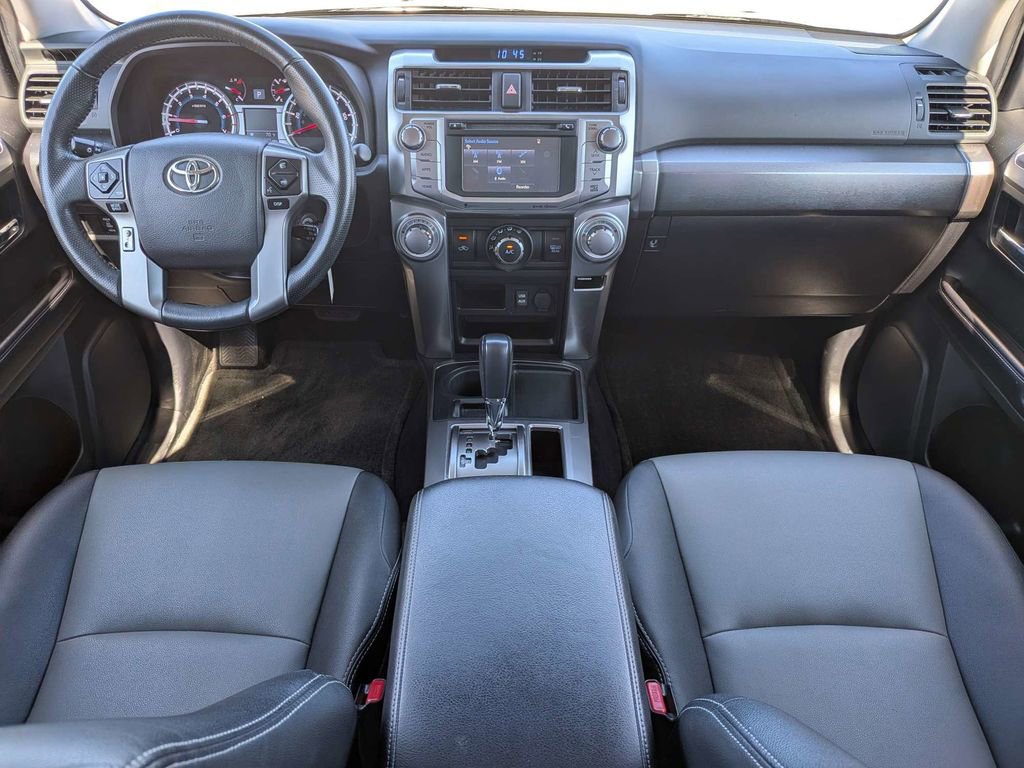 Used 2017 Toyota 4Runner SR5 Premium RWD image 15