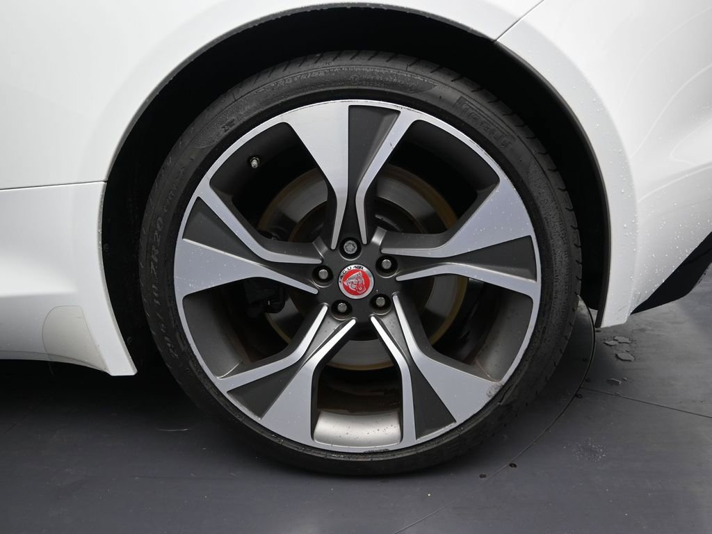 Used 2023 Jaguar F-TYPE Convertible image 9
