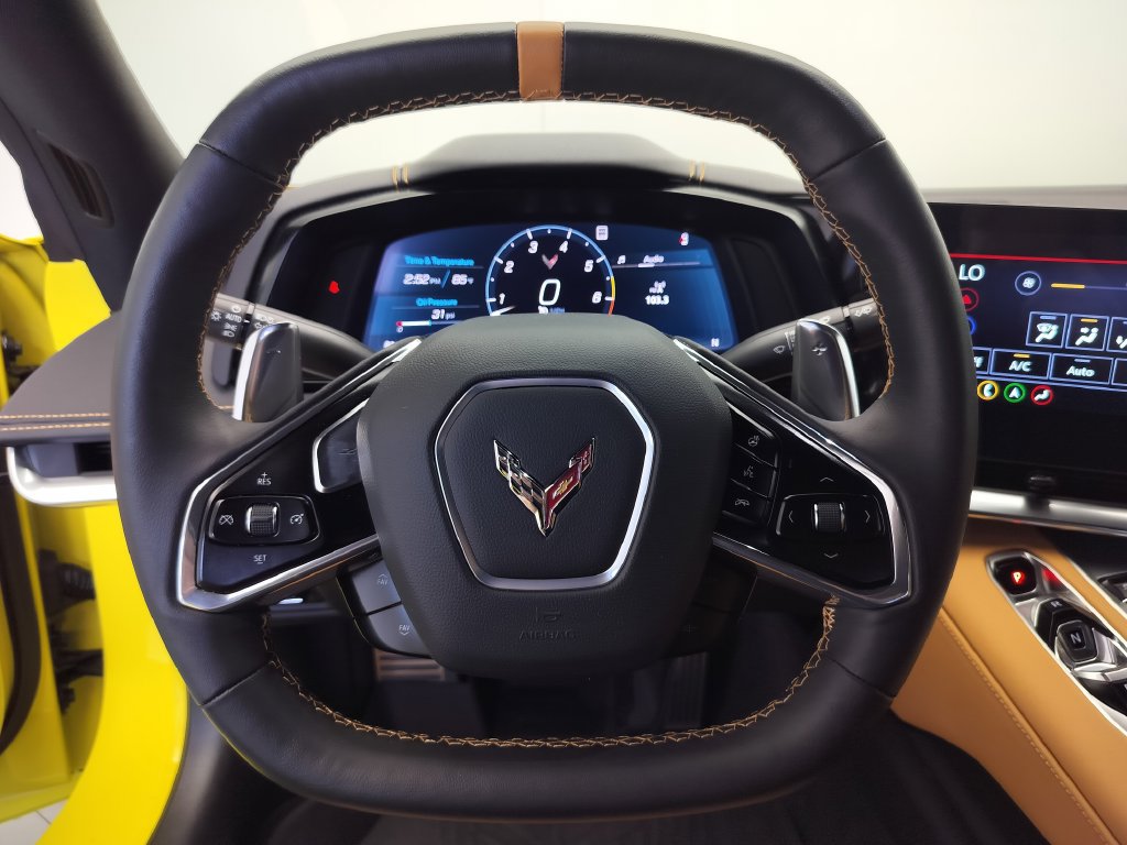 Used 2021 Chevrolet Corvette Stingray Preferred Cpe w/ Battery Protection Package RWD image 9