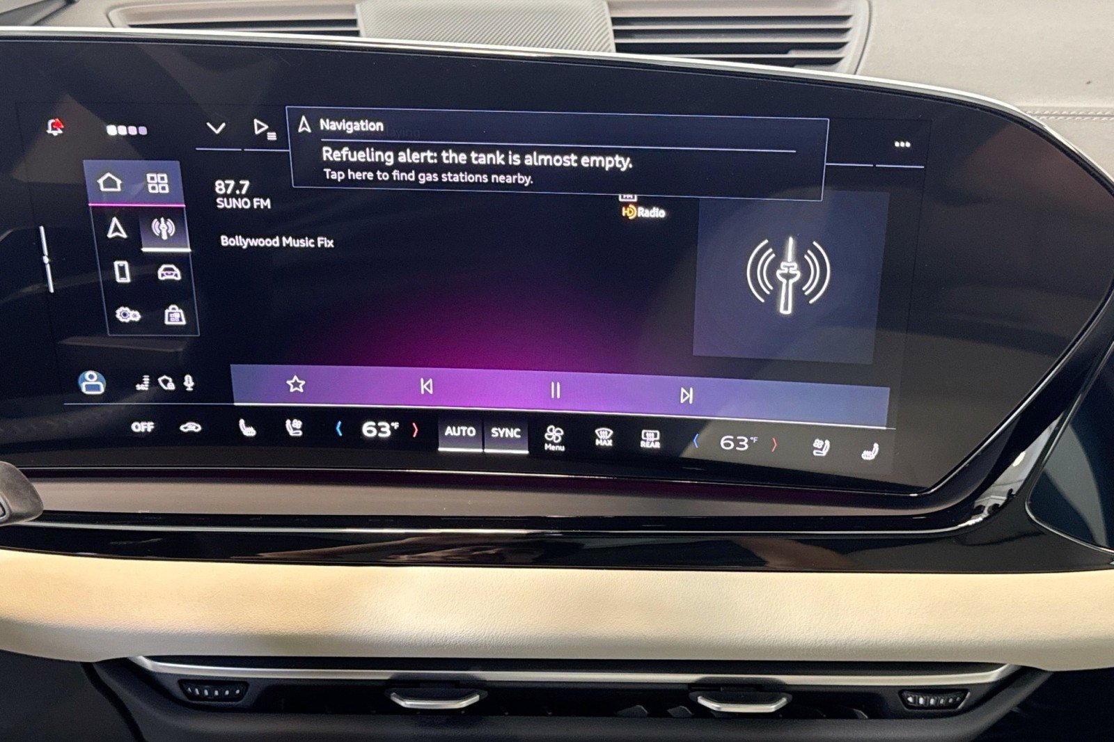 Used 2025 Audi A5 2.0T Prestige w/ 19" Wheel Package image 14