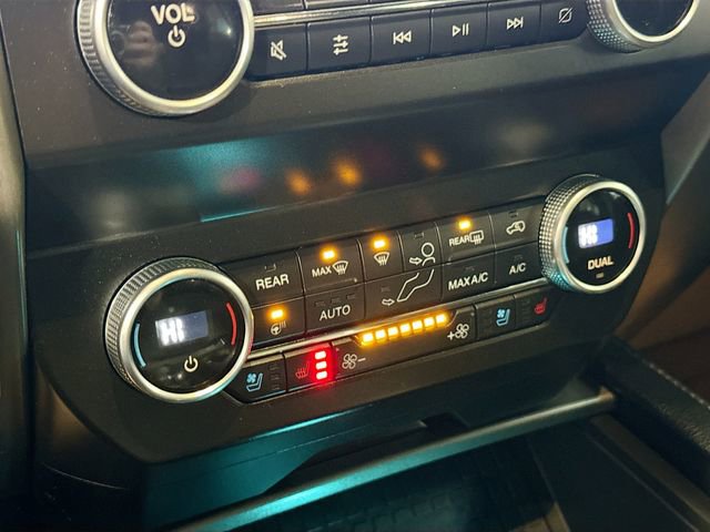 Used 2020 Ford Expedition XLT w/ Equipment Group 202A image 17