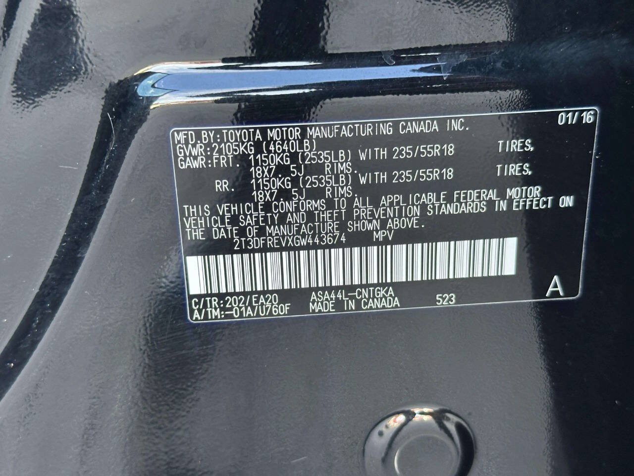 Used 2016 Toyota RAV4 Limited AWD/4WD image 25
