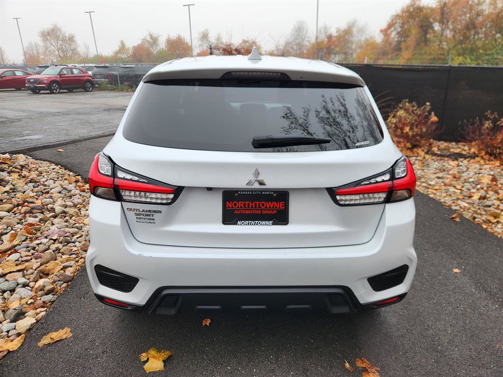 Used 2024 Mitsubishi Outlander Sport ES image 4