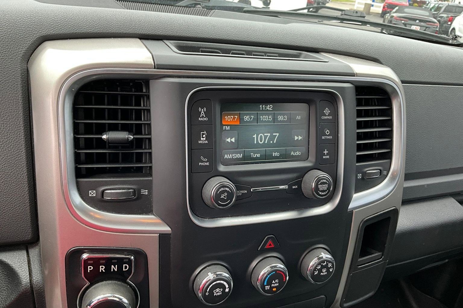 Used 2017 RAM 1500 Classic SLT AWD/4WD image 13