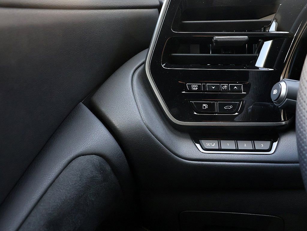 New 2026 Lexus TX 500h AWD w/ Technology Package image 27