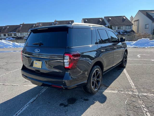 Certified 2022 Ford Expedition Limited image 11