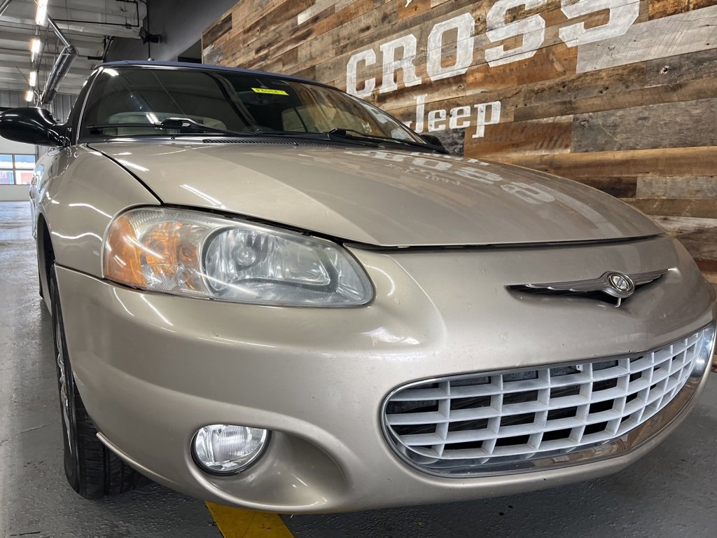 Used 2002 Chrysler Sebring Limited image 39