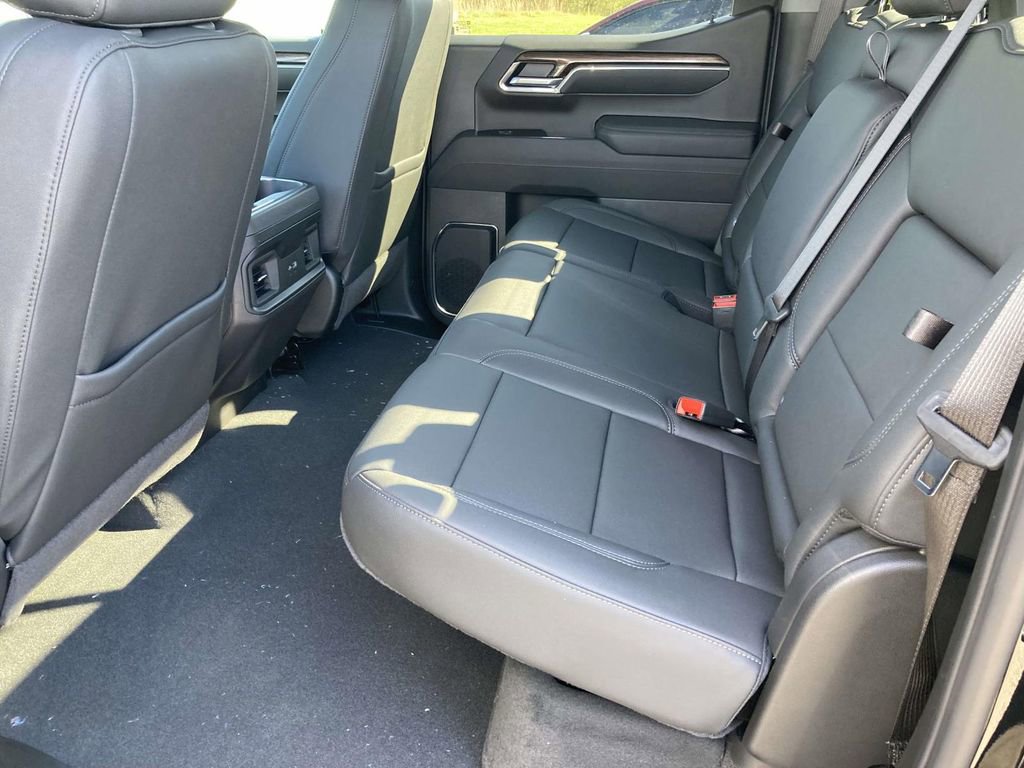 New 2026 Chevrolet Silverado 1500 LT w/ Leather Package image 12