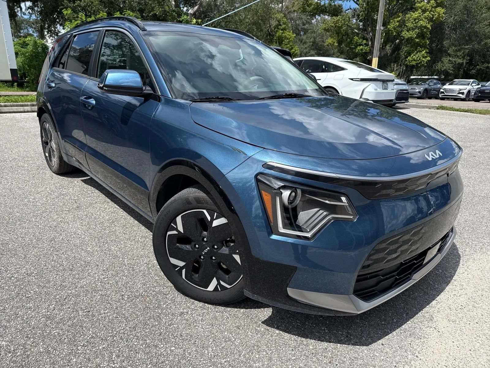 Used 2023 Kia Niro Wind FWD image 5