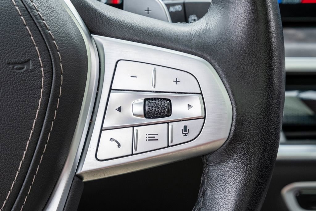 Used 2025 BMW X7 xDrive40i image 23