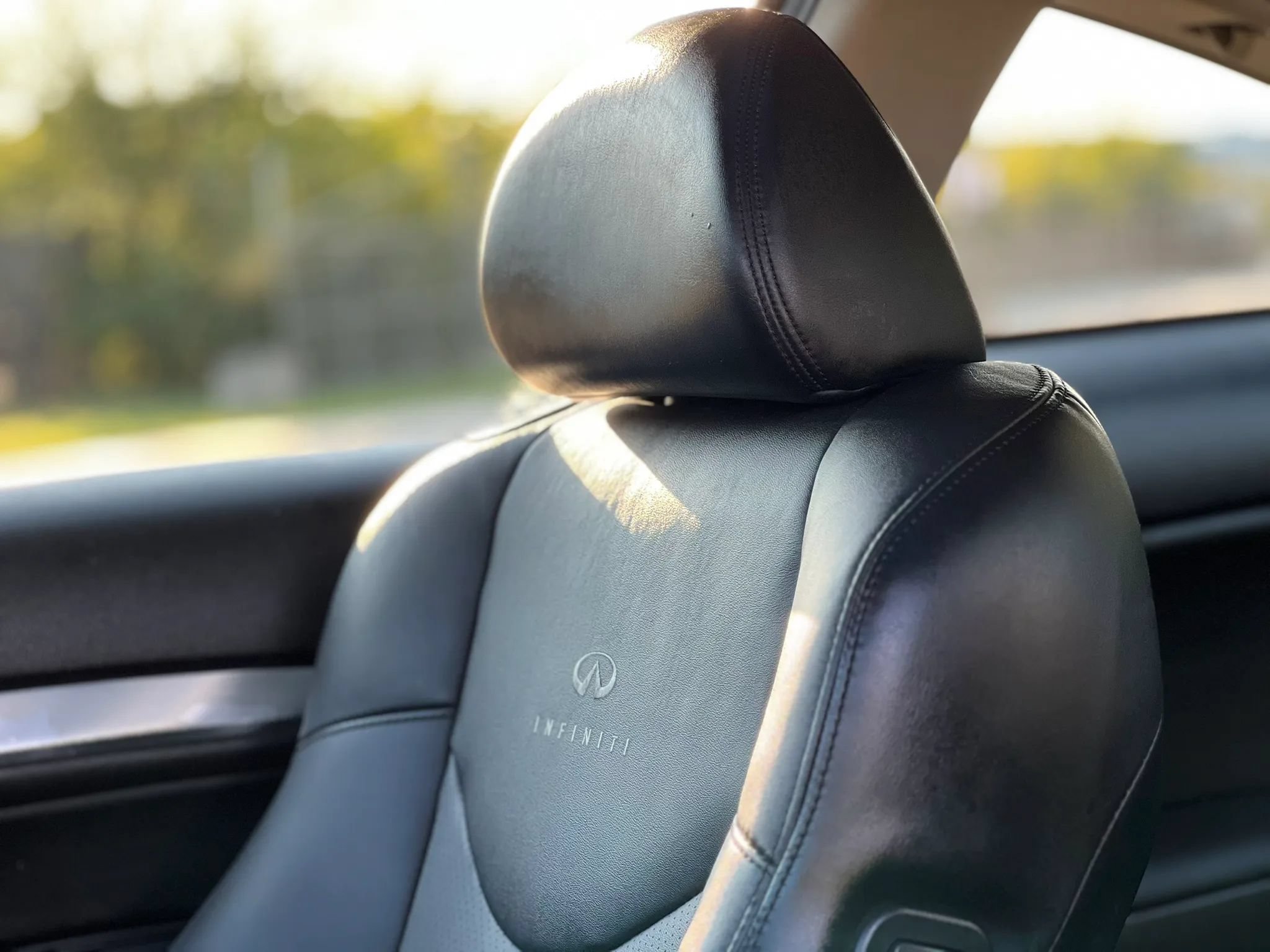 Used 2014 INFINITI Q60 AWD Coupe w/ Premium Package image 31