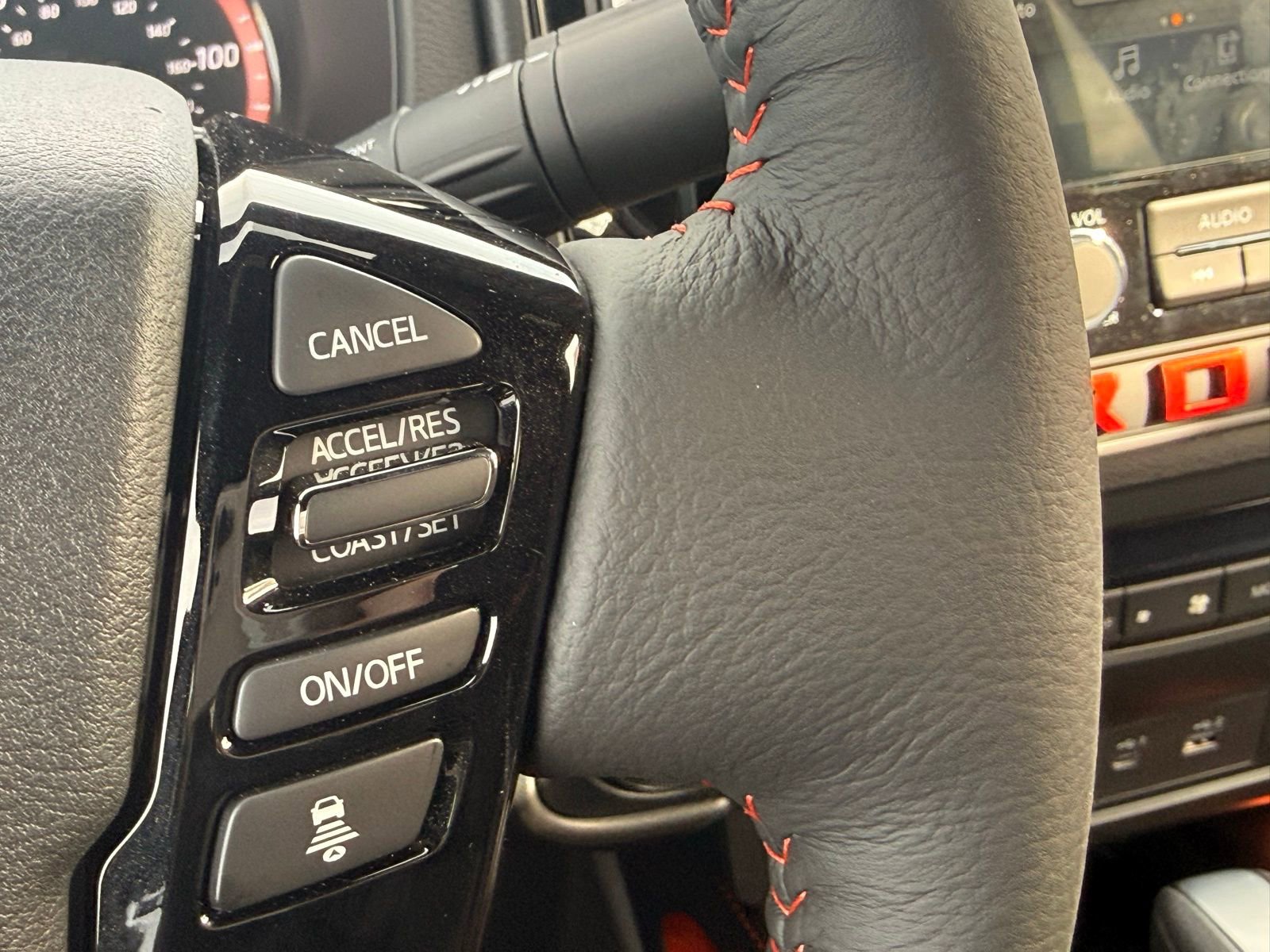 New 2026 Nissan Frontier PRO-4X w/ Pro-4x Convenience Package image 18