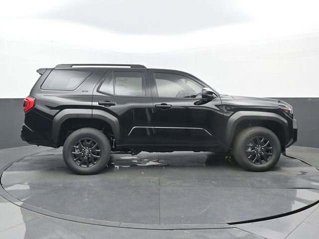 New 2026 Toyota 4Runner SR5 AWD/4WD image 2