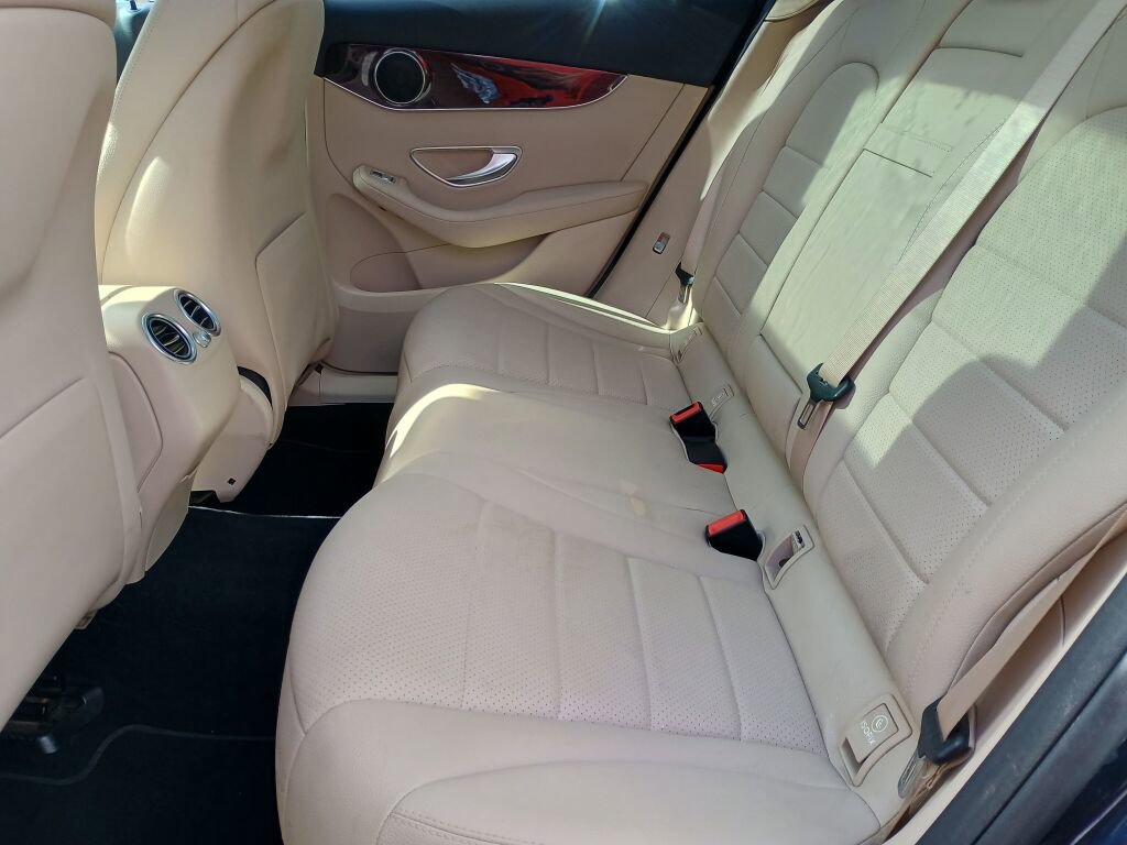 Used 2017 Mercedes-Benz GLC 300 4MATIC image 18