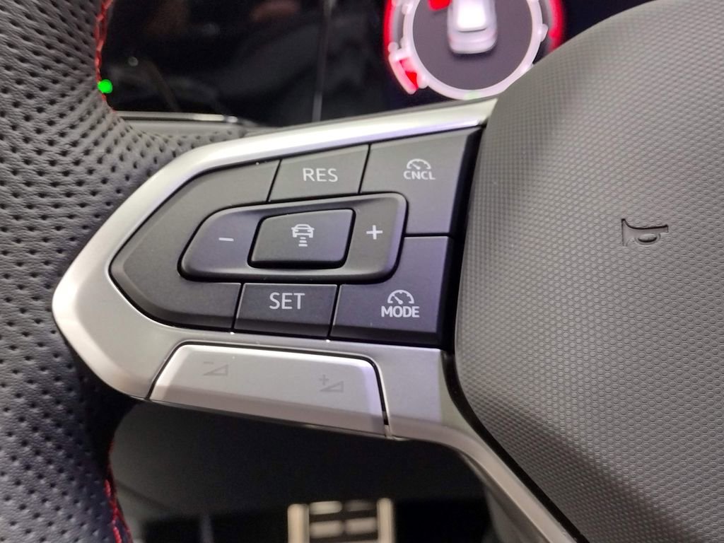 New 2025 Volkswagen GTI SE image 25