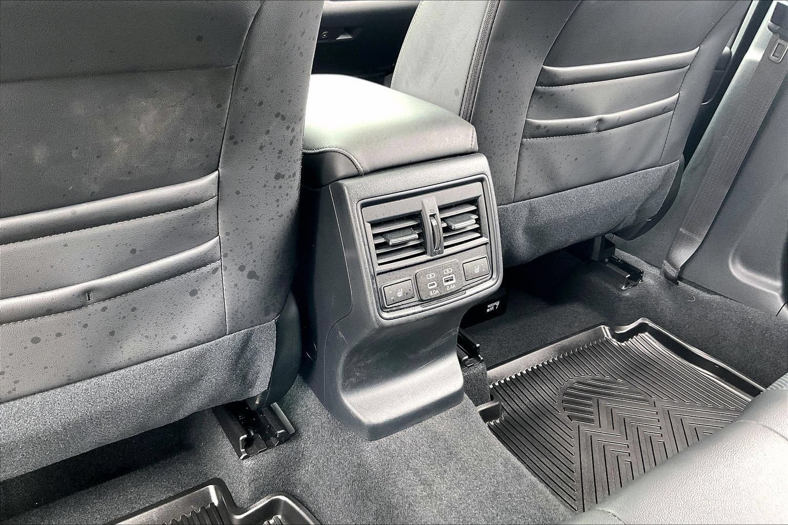 Used 2026 Subaru Outback Limited AWD/4WD image 24