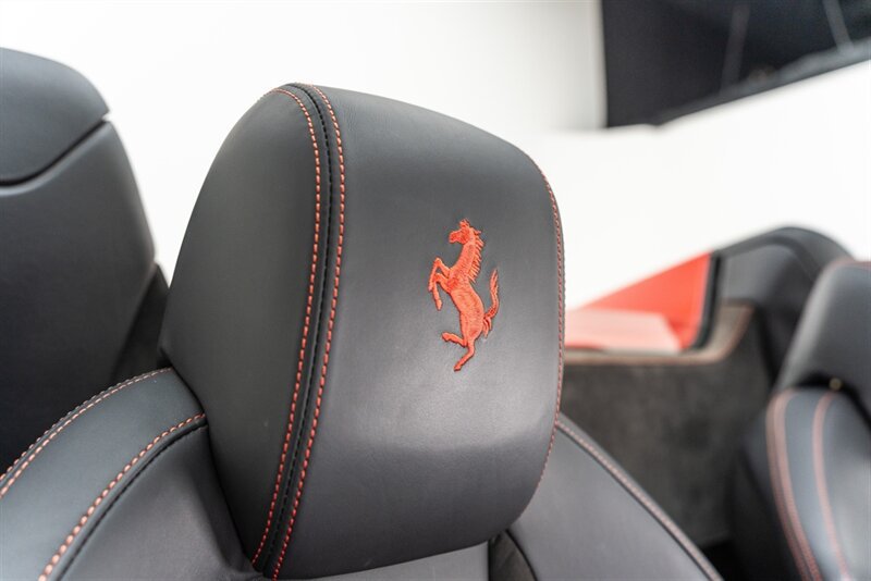 Used 2012 Ferrari 458 Spider RWD image 54