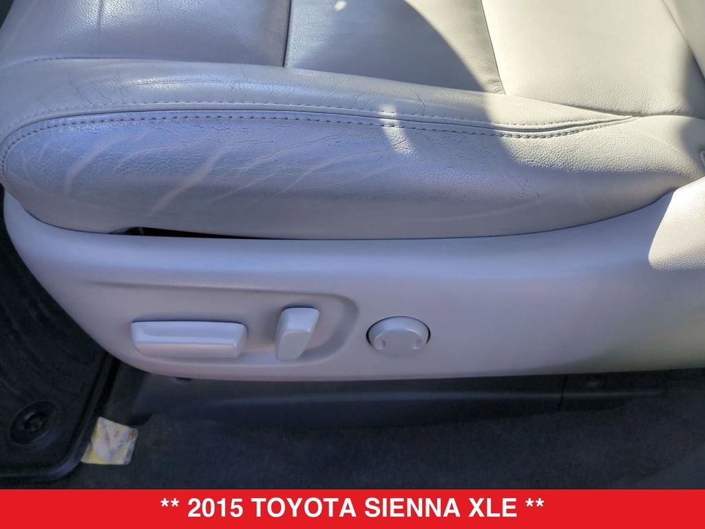 Used 2015 Toyota Sienna XLE w/ XLE Navigation Package image 15