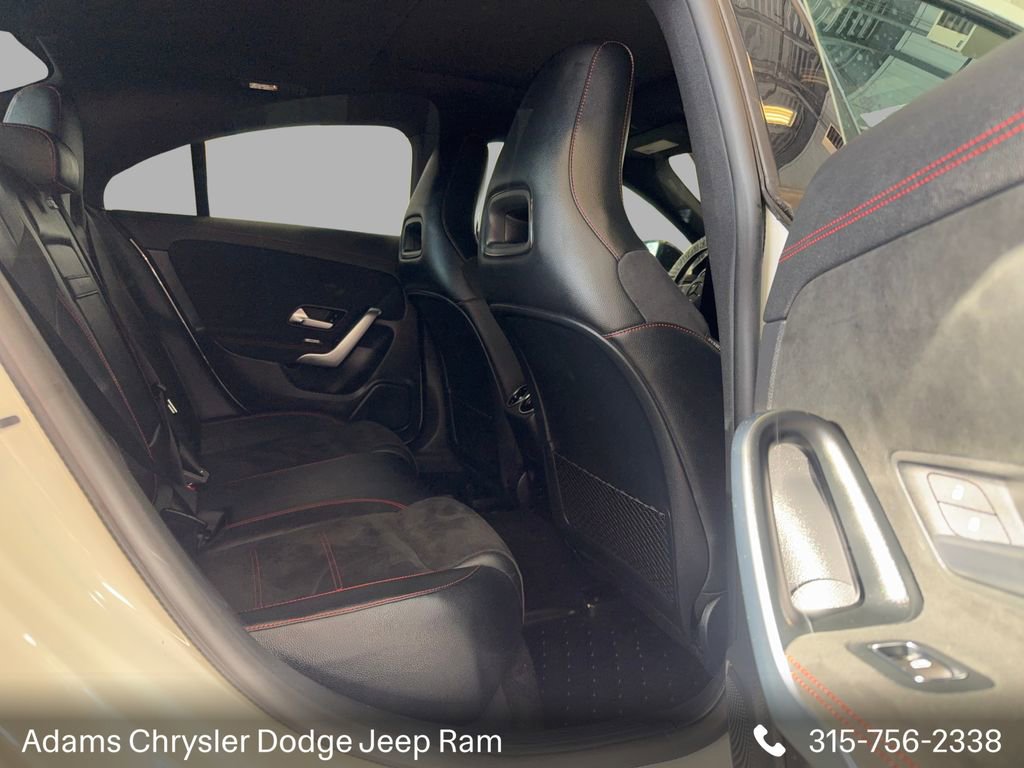 Used 2022 Mercedes-Benz CLA 250 4MATIC image 10