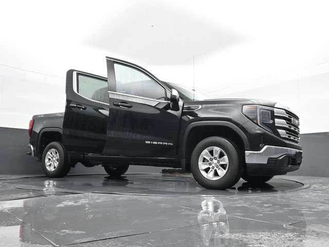 Used 2023 GMC Sierra 1500 SLE AWD/4WD image 31