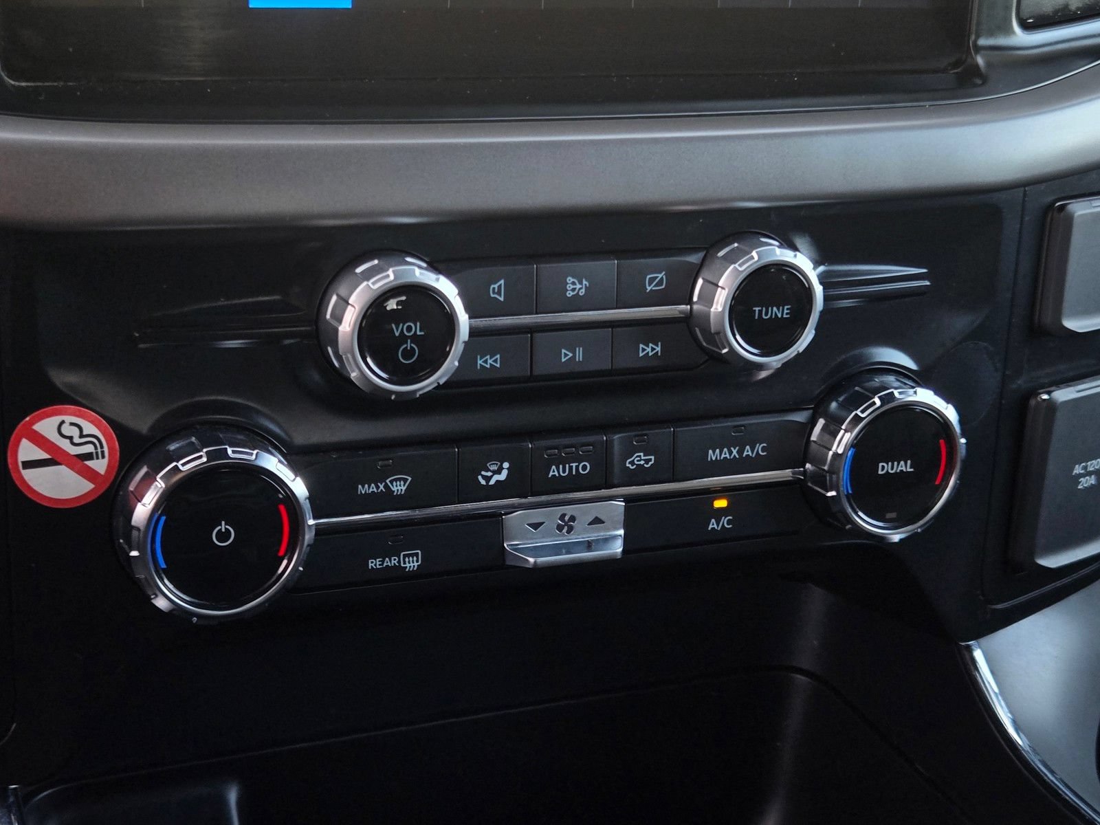 Used 2024 Ford F150 XLT w/ Mobile Office Package AWD/4WD image 18