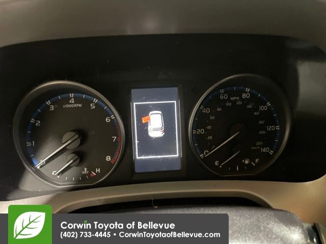 Used 2018 Toyota RAV4 XLE image 15