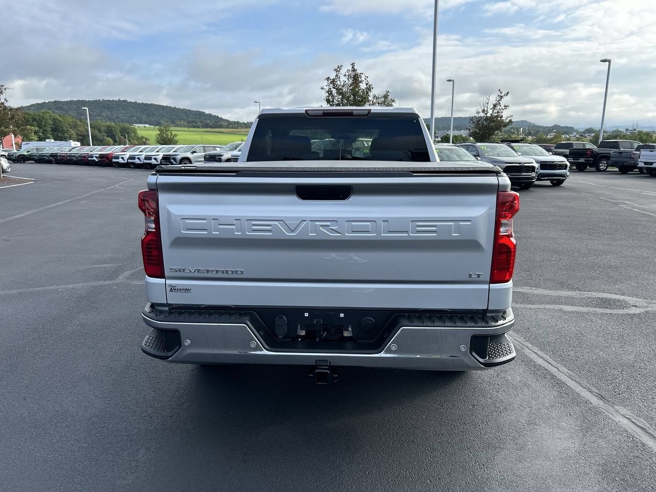 Used 2020 Chevrolet Silverado 1500 LT w/ All-Star Edition AWD/4WD image 6
