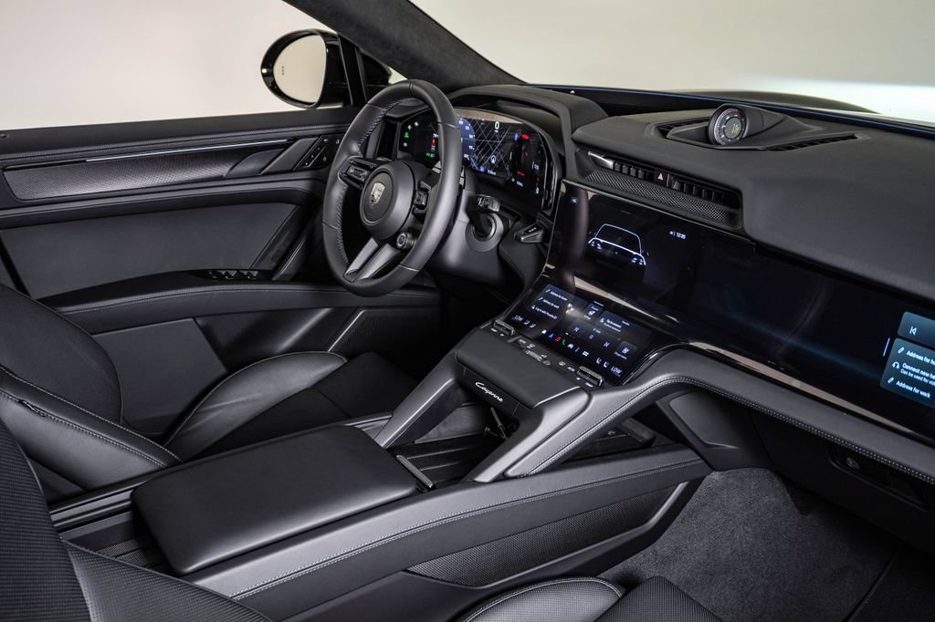 New 2026 Porsche Cayenne Turbo AWD/4WD image 14