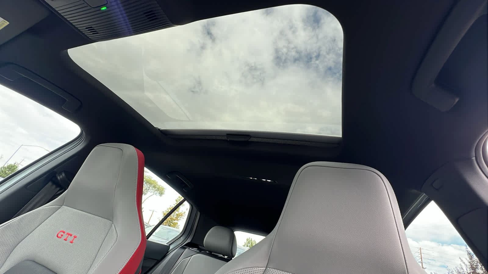 New 2025 Volkswagen GTI Autobahn image 31