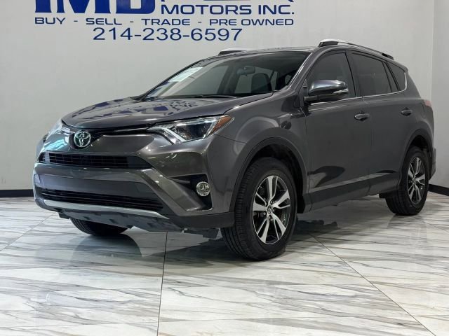 Used 2016 Toyota RAV4 XLE FWD image 2